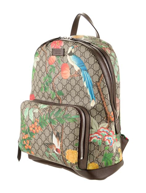 Gucci GG Supreme Tian Day Backpack 